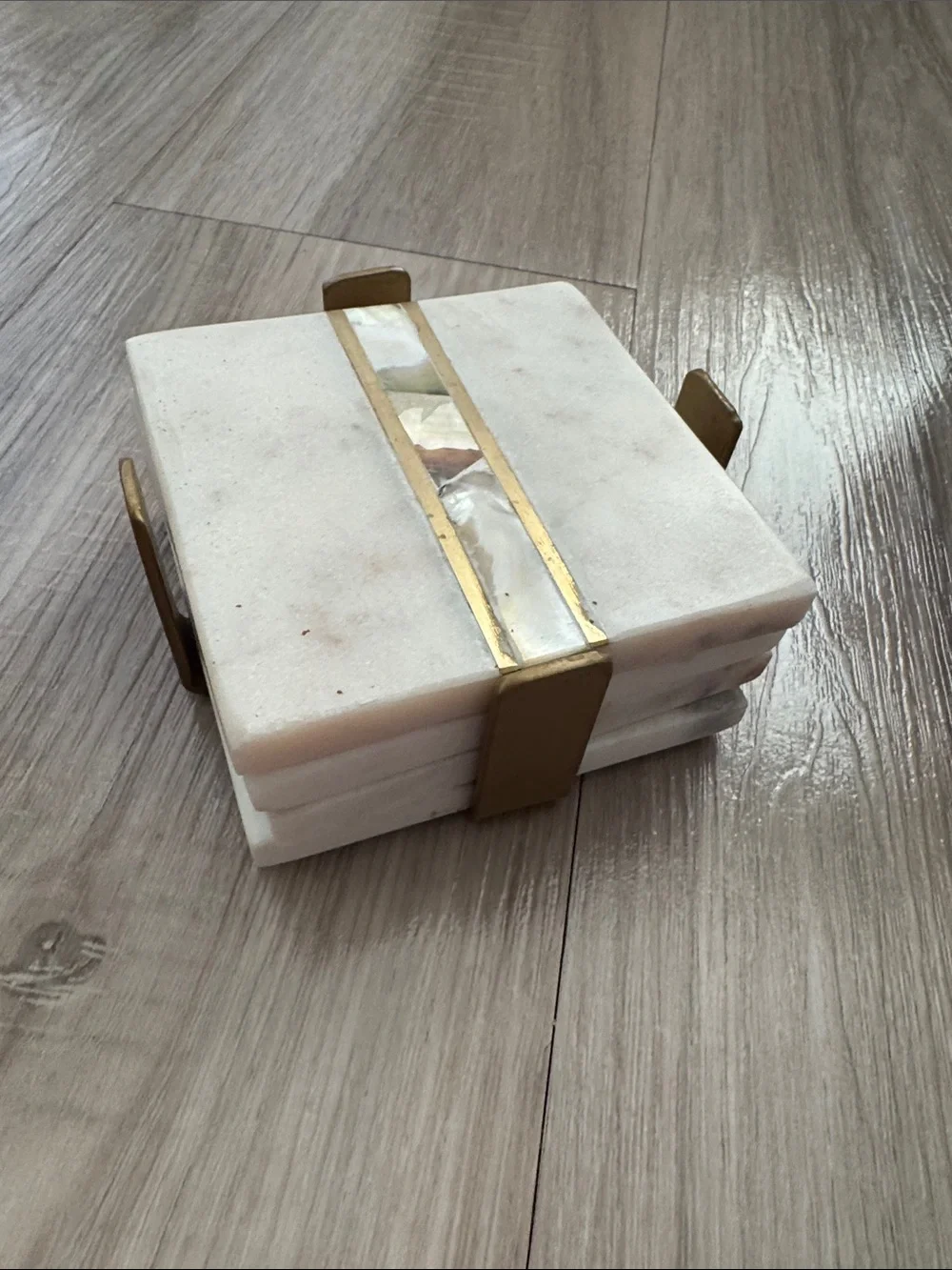 NWOT White Marble Coaster Set with Gold Accent - Home Accents